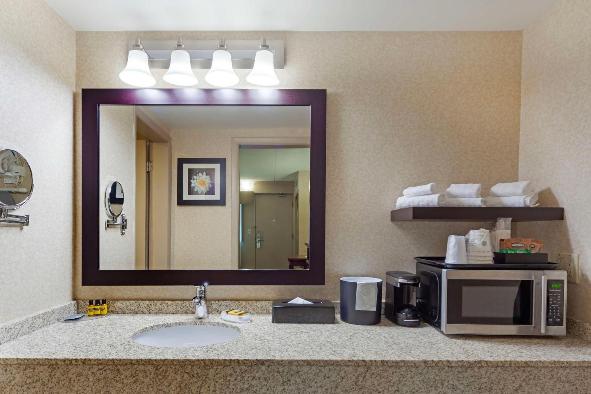 Best Western Plus City Centre Inn Edmonton Exteriör bild