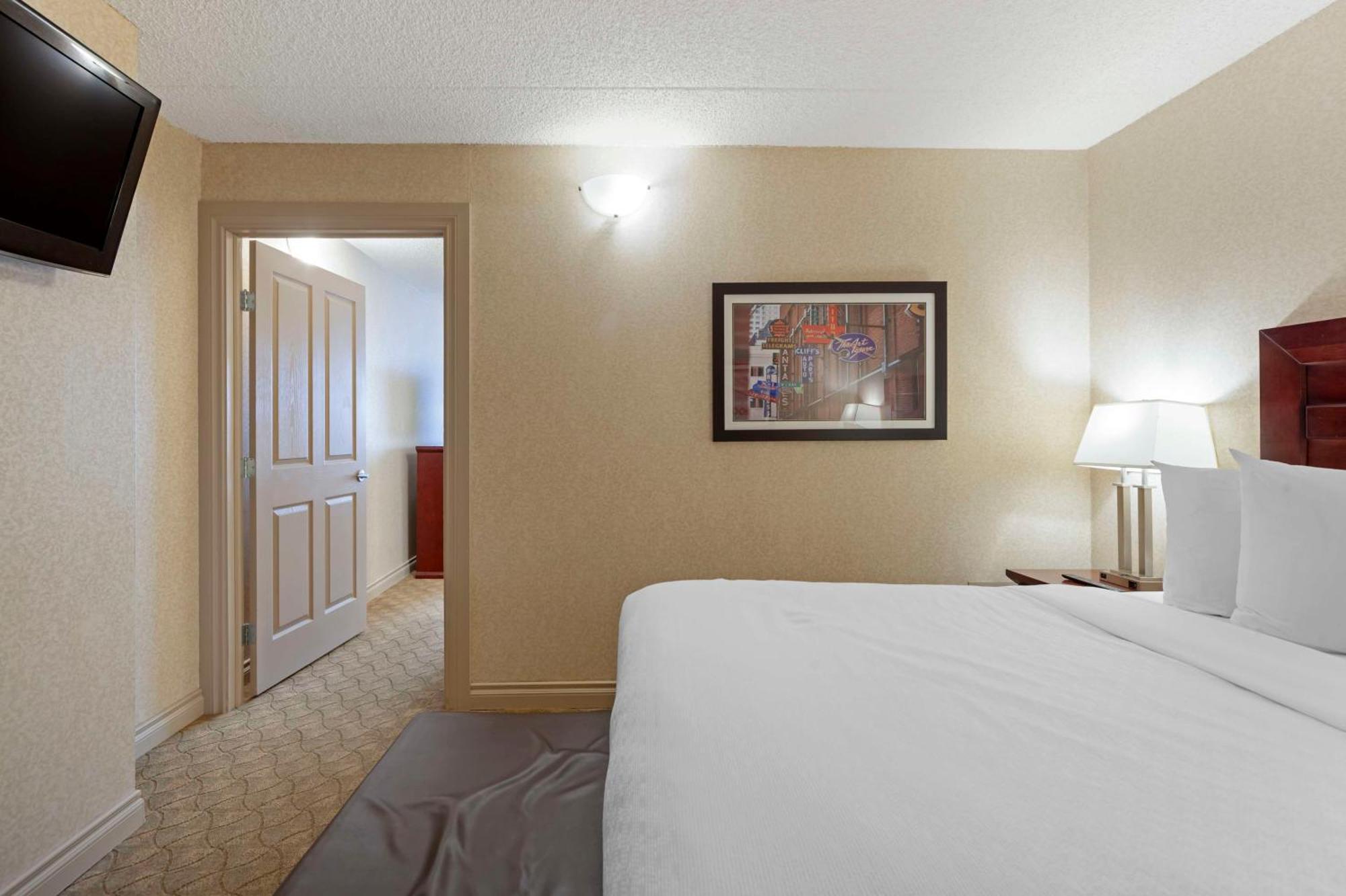 Best Western Plus City Centre Inn Edmonton Exteriör bild